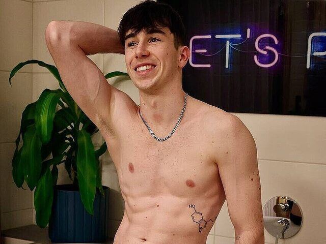 Calvin Brio