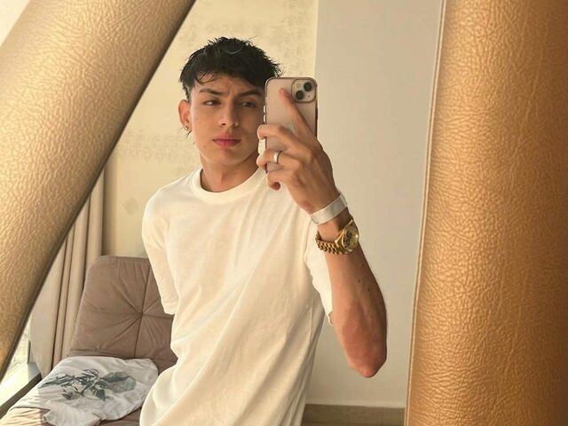Jhonatan Rouse
