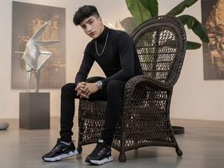 Sean Collinss