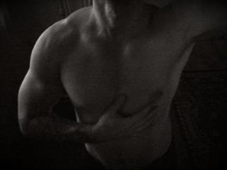 333Alone in theDark777