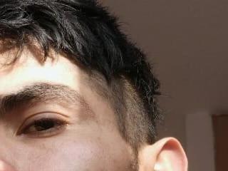 hideonbush051